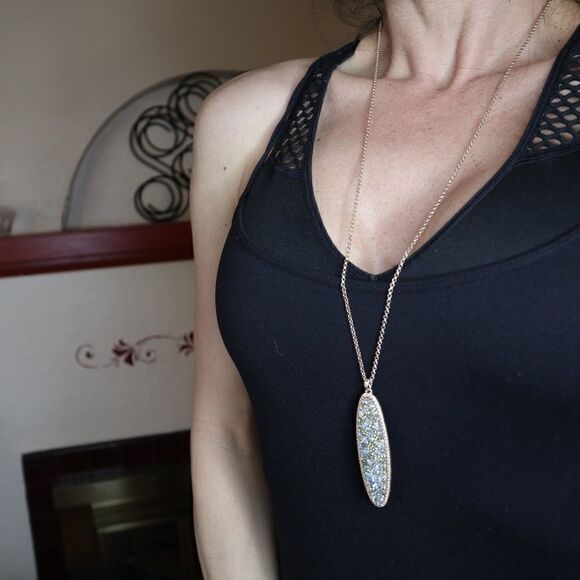 Jewelry - NWT fashion necklace